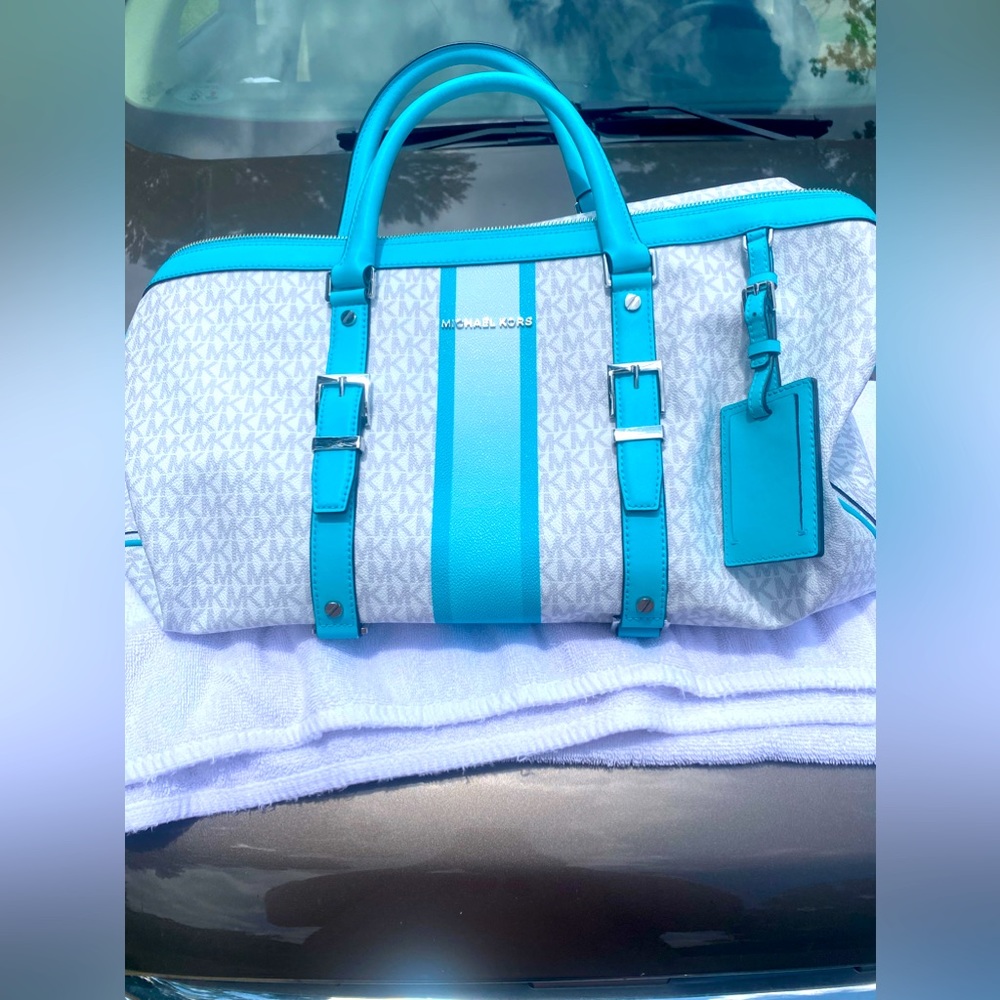 Nwt michael kors weekender bag